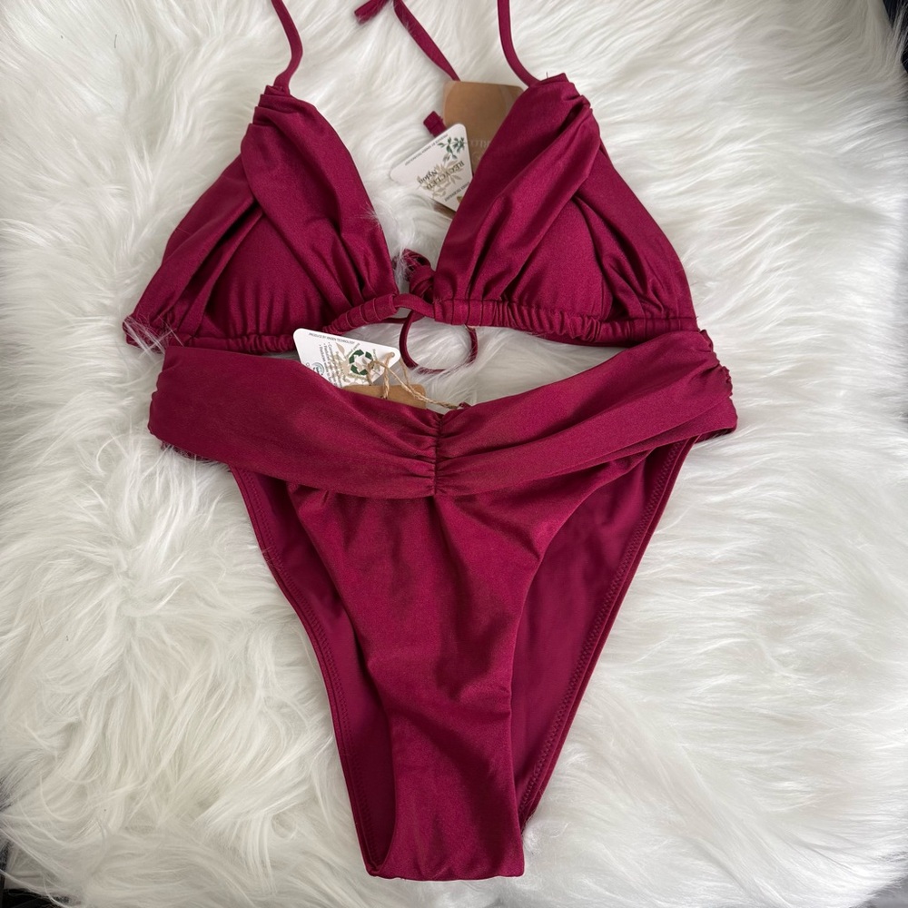 Berlook Burgundy Ruched Bikini Top & Bottom - Picture 10 of 10